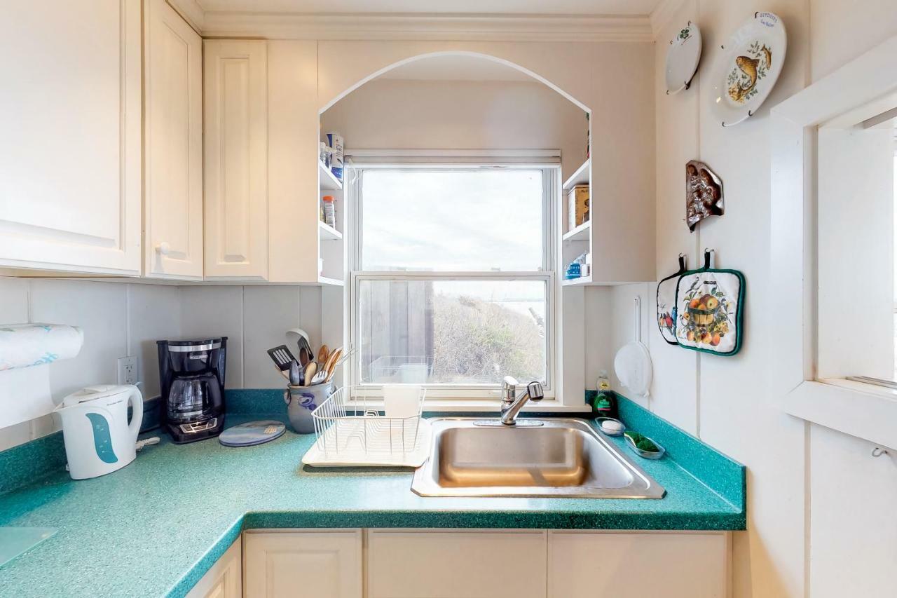 2 Bed 1 Bath Vacation Home In Eastham Eksteriør bilde