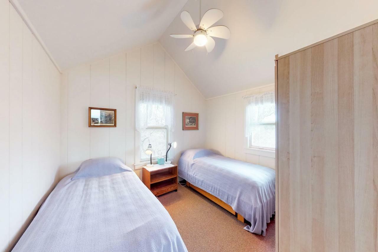 2 Bed 1 Bath Vacation Home In Eastham Eksteriør bilde
