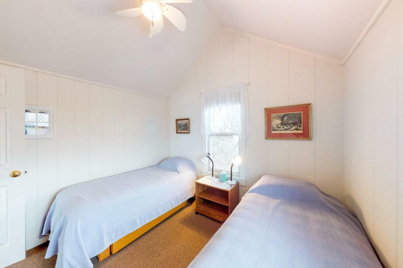 2 Bed 1 Bath Vacation Home In Eastham Eksteriør bilde